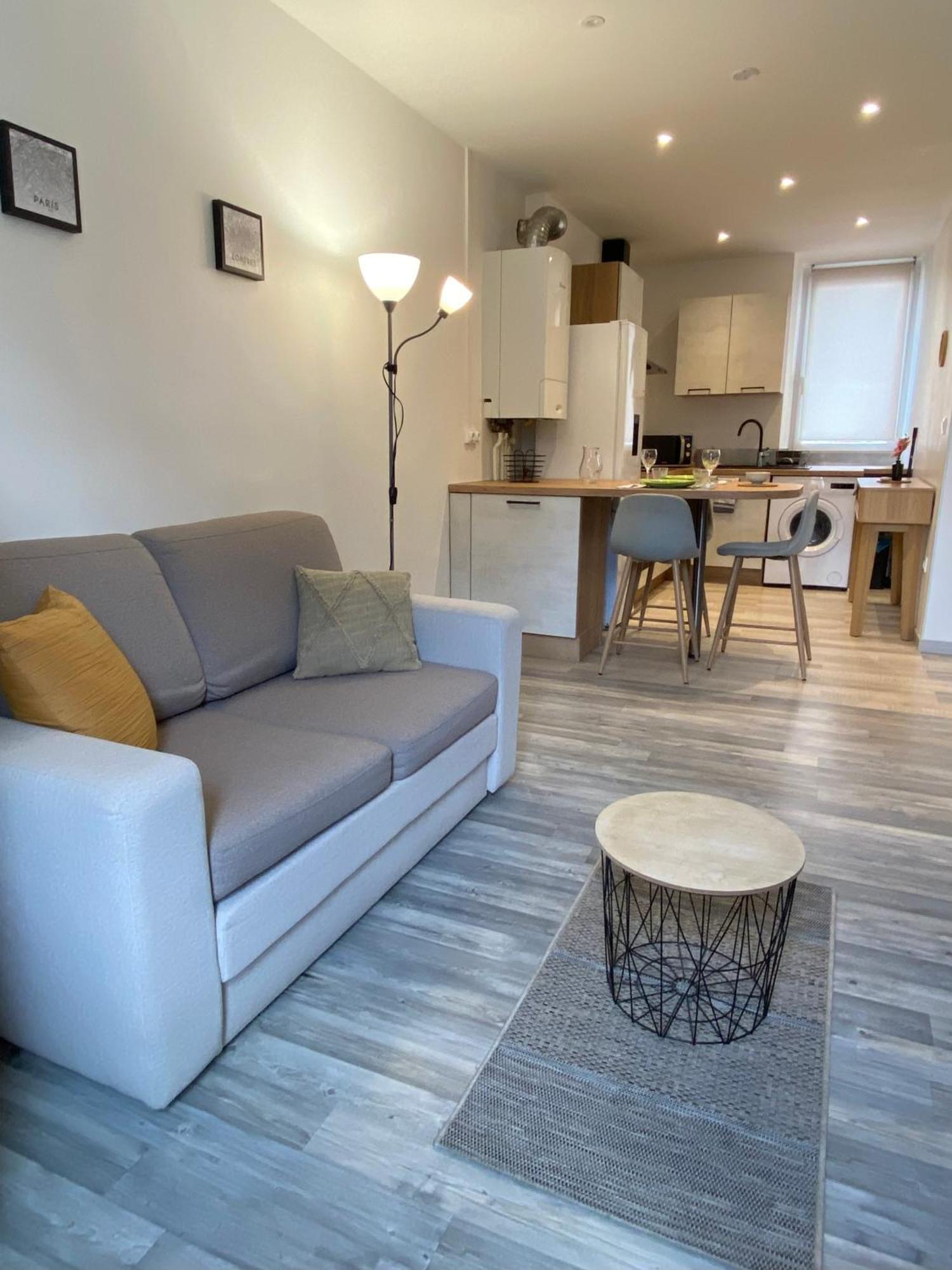 Appart' rénové 2022 avec goût, proche commodités Chambéry Extérieur photo