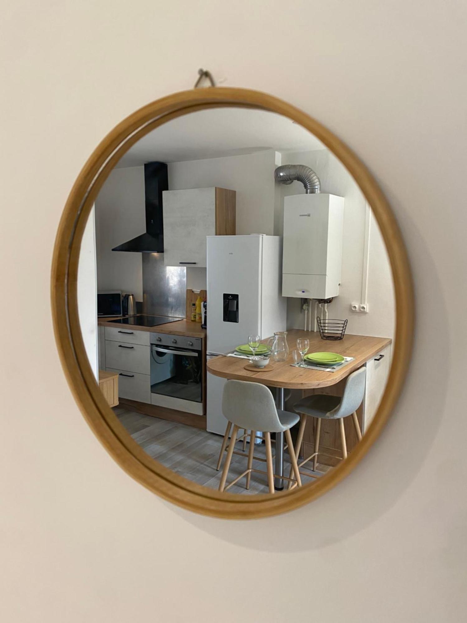 Appart' rénové 2022 avec goût, proche commodités Chambéry Extérieur photo
